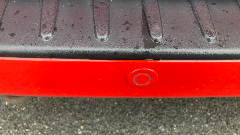 Ford Tourneo Custom 320 L1 Diesel Fwd 2.0 EcoBlue 136ps H1 Titanium 8 seater